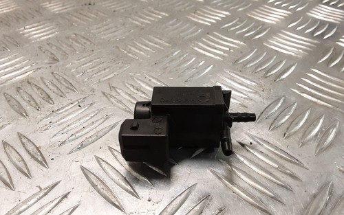 BMW 5 F10 Vakuumventil 70231800 3.00 Diesel 210kw 2013 28427361