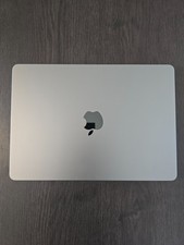 Apple MacBook Air 2024 13.6 Zoll M3 8GB RAM 256GB SSD