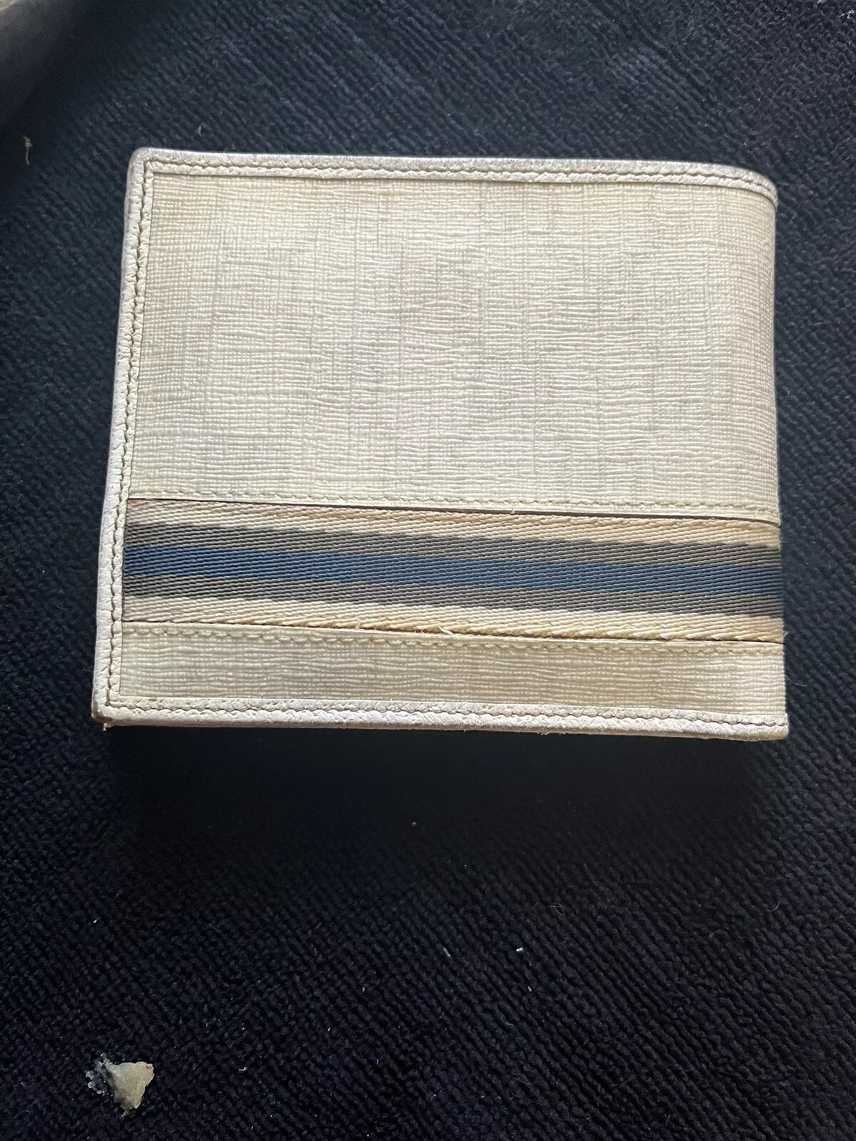 Gucci GG Supreme Signature Web Bifold Wallet   White