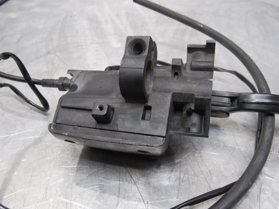 BMW R1150R 2004 embrague hidráulico cilindro maestro con palanca interruptor Foto 2 de 4