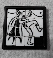 VINTAGE BATMAN SLIDING TILES SLIDE PUZZLE RARE