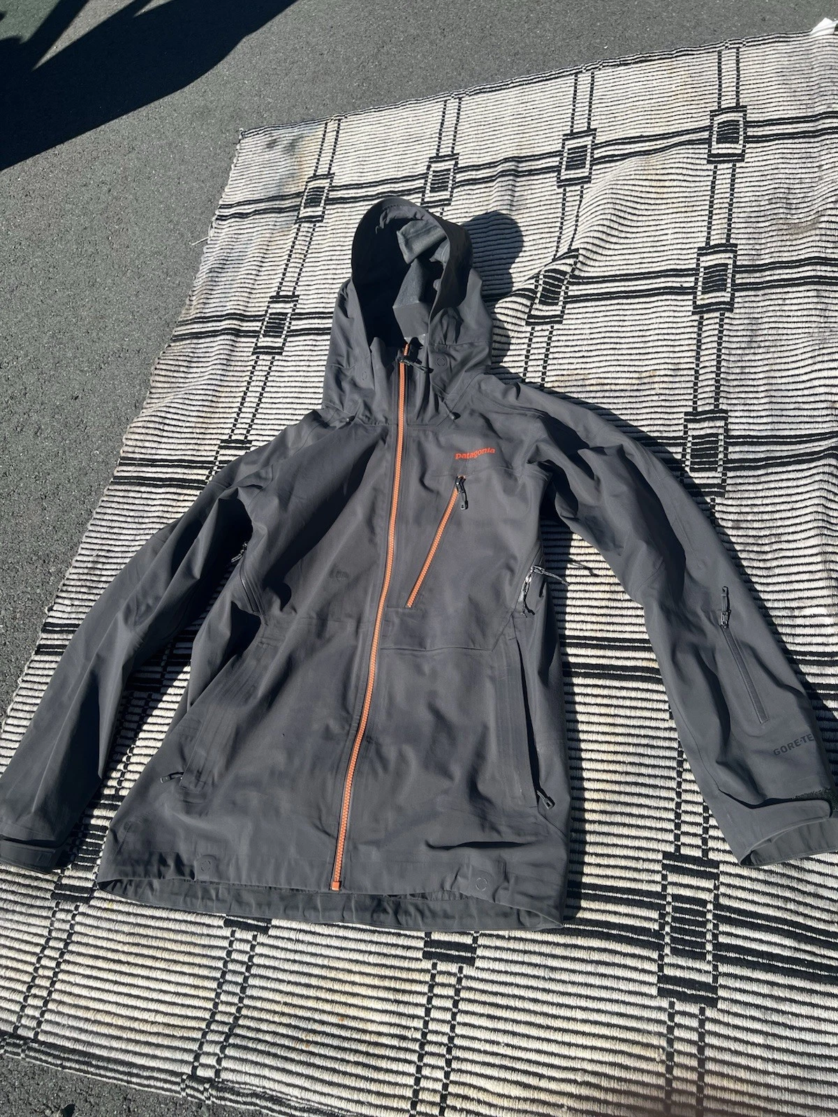 Patagonia GORE-TEX Waterproof Ski Jacket Gray Orange Insulated Windproof Unisex