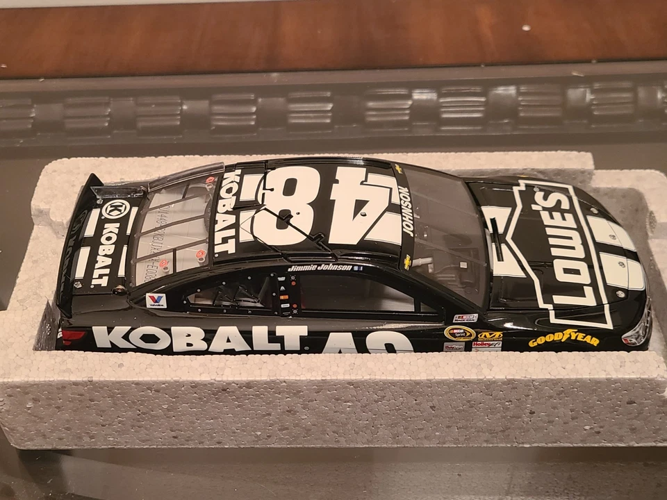2014 RCCA Jimmie Johnson 1/24 Elite #48 Chevy Lowes Kobalt Tools Diecast 088/100 - Image 3 of 4