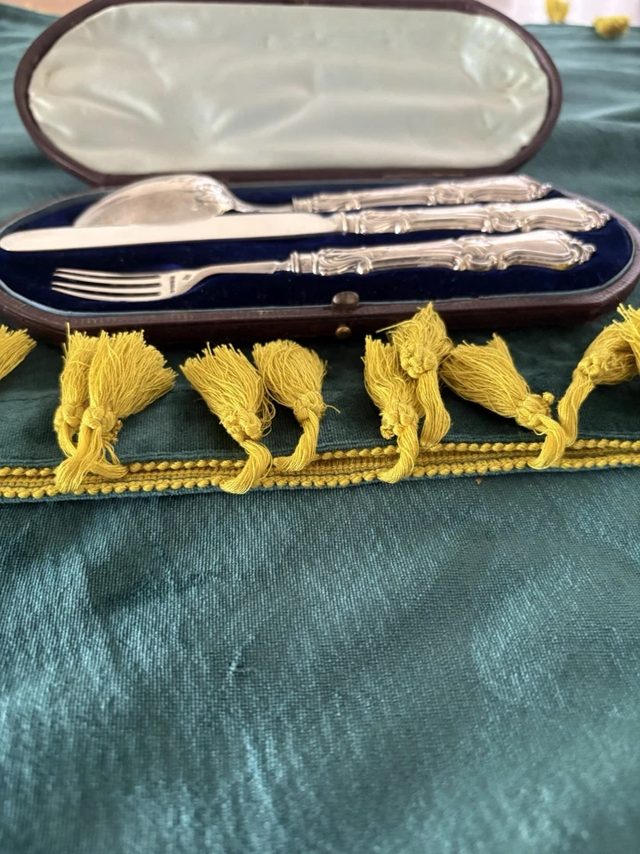 Antique Cased Solid Silver Cutlery Set In Case In Original Case - Image 2 of 4