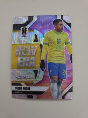 2026 PRIZM FIFA World Cup Wave Prizm New Era Vitor Roque #17 Brazil