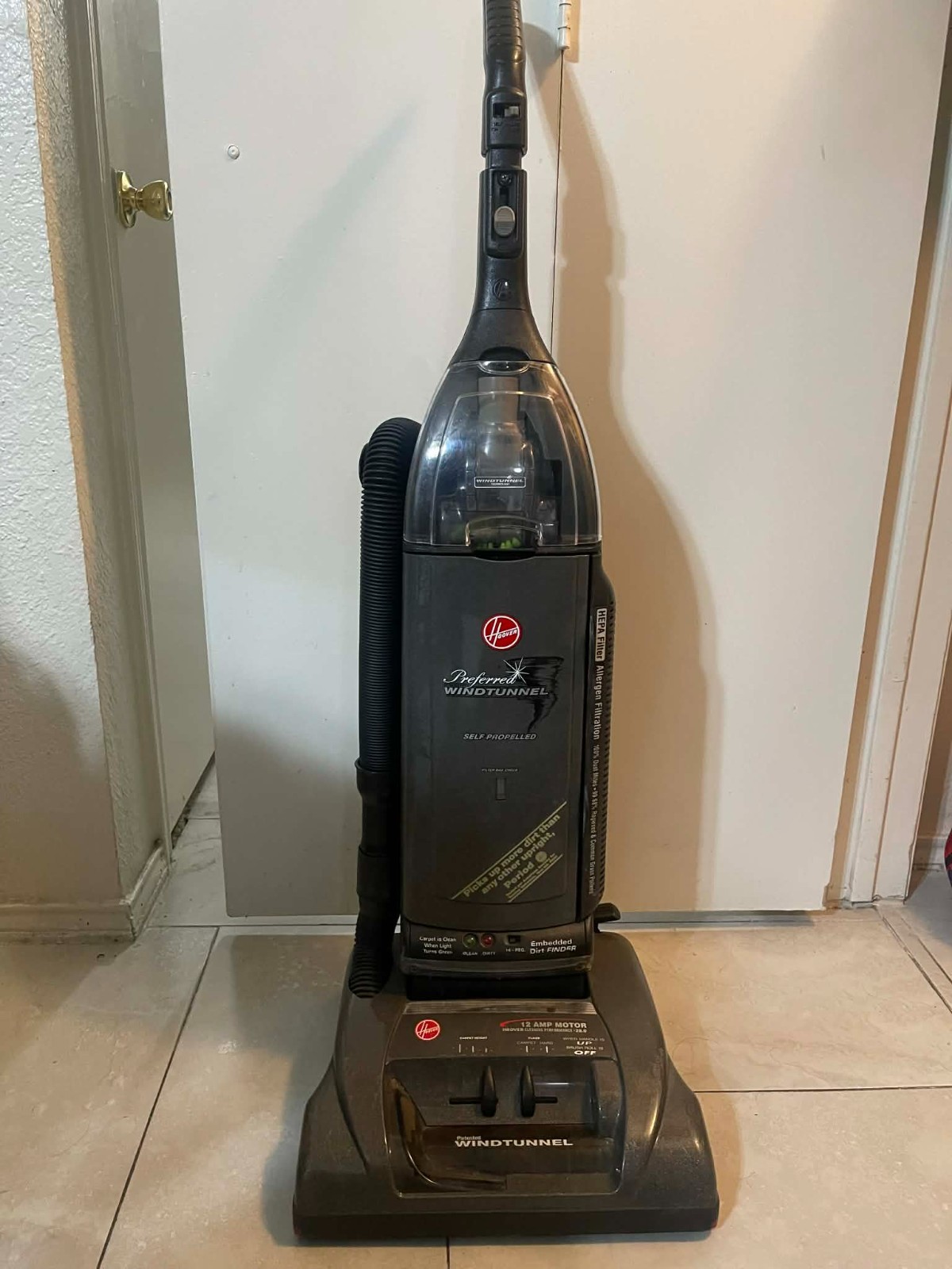 Hoover Upright Vacuum Cleaner  Self-Propelled &ndash; Model U643