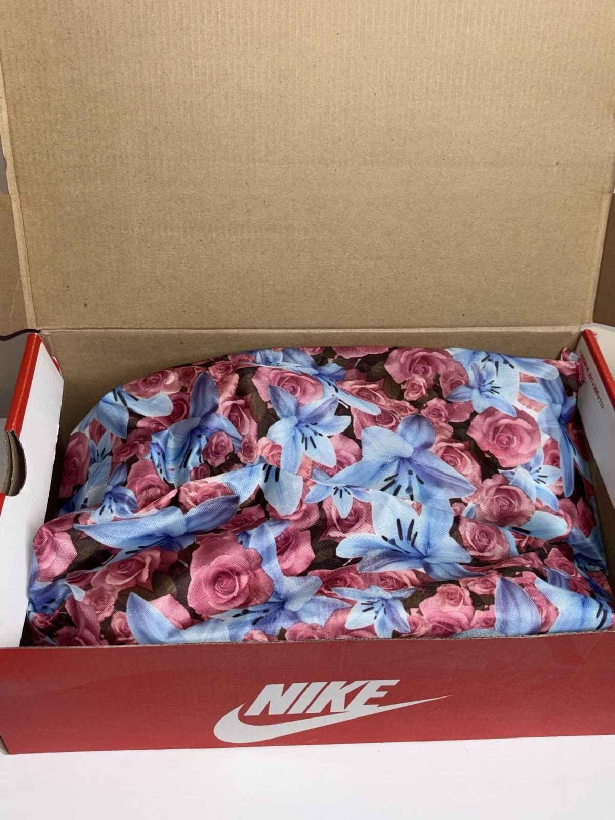 Size 8.5 - Nike Air Max 1 Ultra Paris