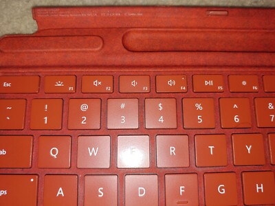 Microsoft Surface Pro Signature ポピーレッド Amazon.com: Microsoft Surface Pro Signature Keyboard - Poppy Red