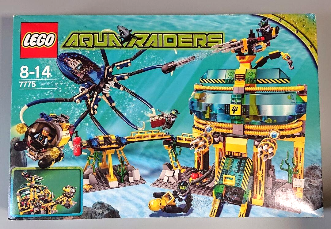 NEW LEGO 7775 Aqua Raiders Aquabase Invasion Sealed Japan
