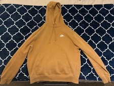 Nike Men's Club Pullover Hoodie Sweatshirt, M - Tan/Yellow; Great Condition