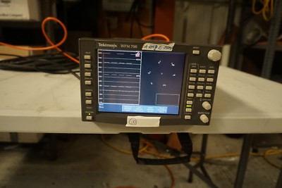 Tektronix WVR 7020 - Analyseur De Formes D'Onde Multiformat - Occasion