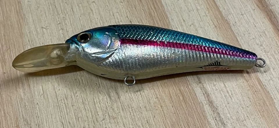 1 x Kamikaze Minnow Lure (G15). - image 3 of 4