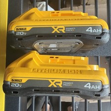 2- New Dewalt DCB2104 Powerpack 20V Max XR 4.0Ah Lithium Ion Batteries DCB2104
