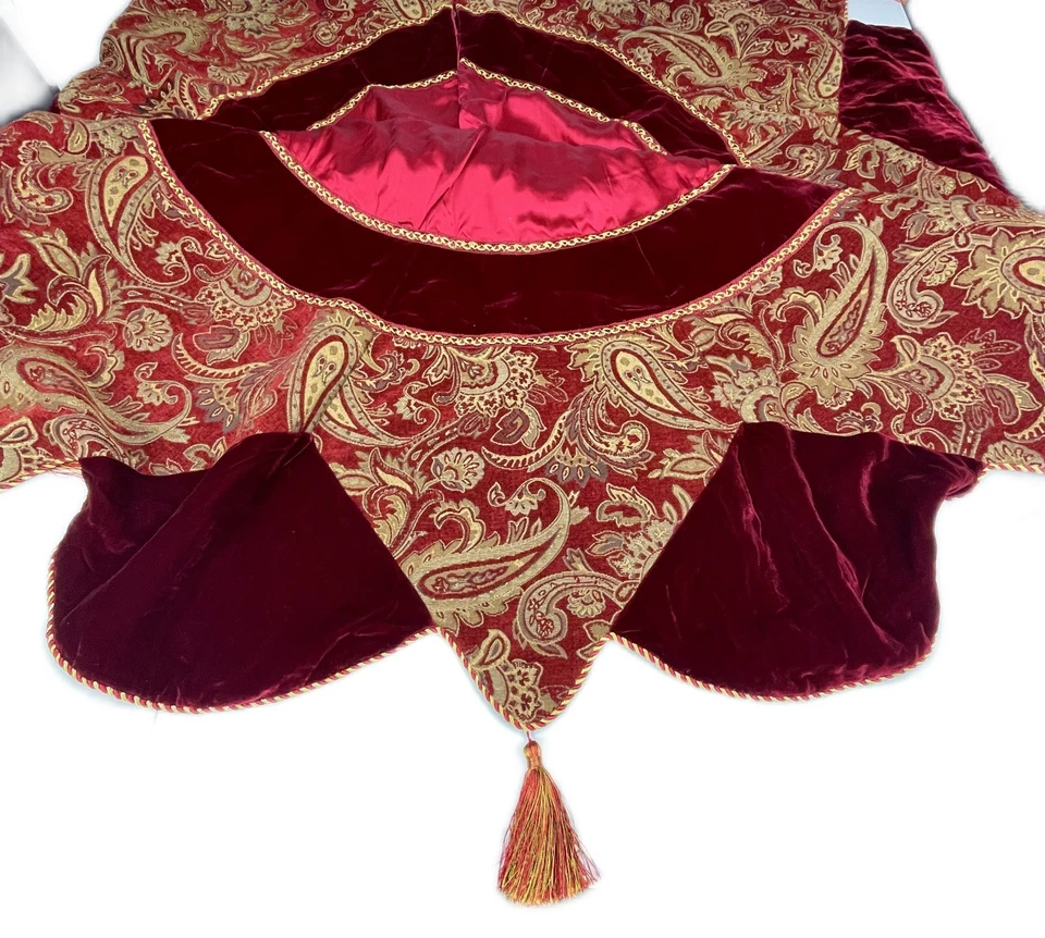 Frontgate Christmas Tree Skirt Red Tapestry Brocade Velvet Satin Tassels - Image 2 of 4