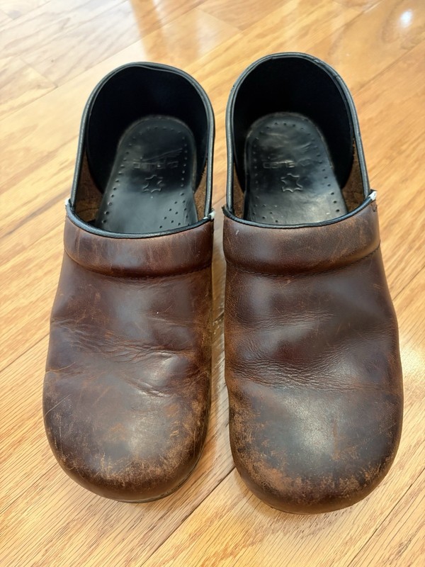 Dansko Professional Brown Leather Clogs Women's Size 40