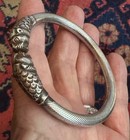 VINTAGE STERLING SILVER DOUBLE LION HEAD RIBBED FLEX BANGLE BRACELET STUNNER 28G — photo 5