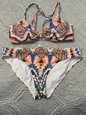 Athleta Women's Swim Suit Top-S Bottom-M