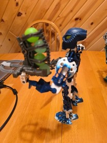 LEGO BIONICLE: #8728 Toa Hahli & #8731 Toa Kongu. No Instruct Or Box