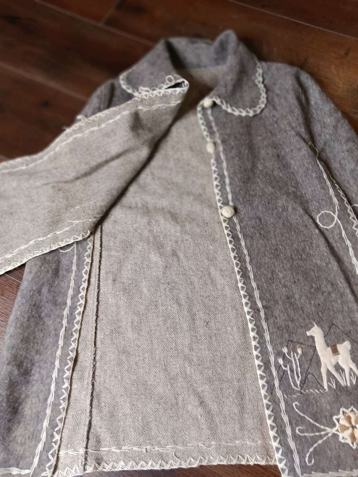 Authentic Alpaca poncho gray - image 5