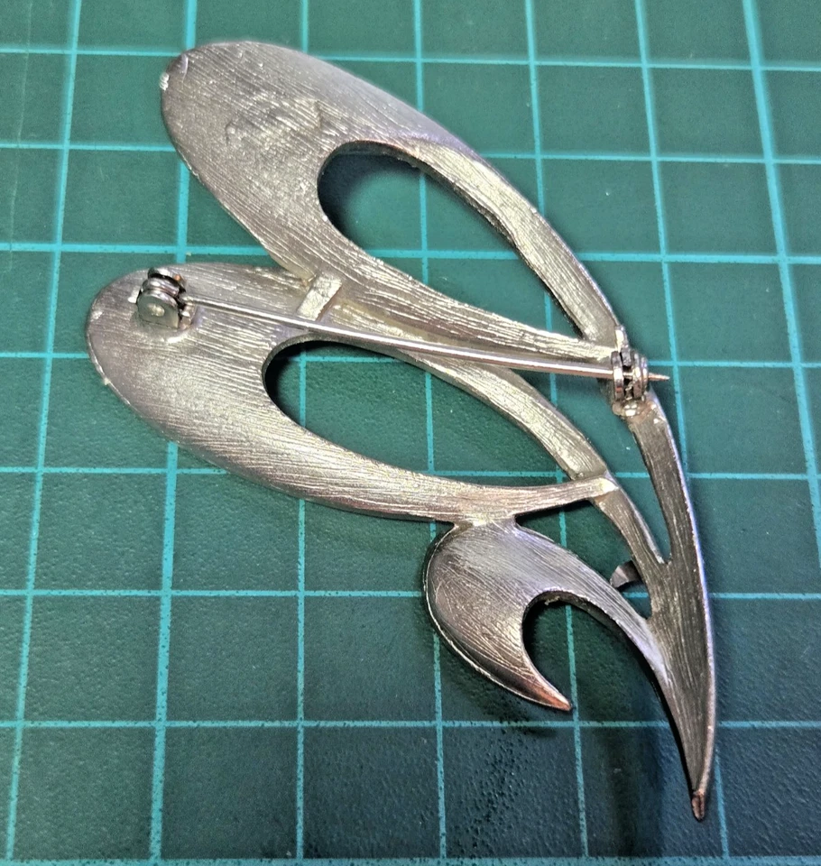 Vtg Silver Tone Mid Century Unsigned Crown Trifari Feather Brooch Pin Costume - Imagem 2 de 4