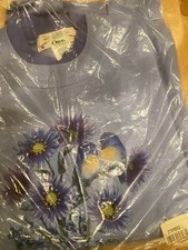 womens sweatshirt medium