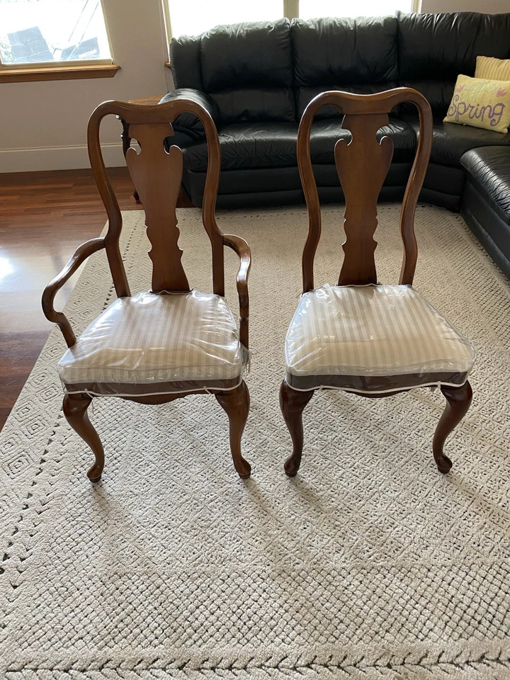 Vintage Dining Chairs SET Of 2 Queen Anne Style Dark Cherry Furniture EX Cond - Image 2 of 4