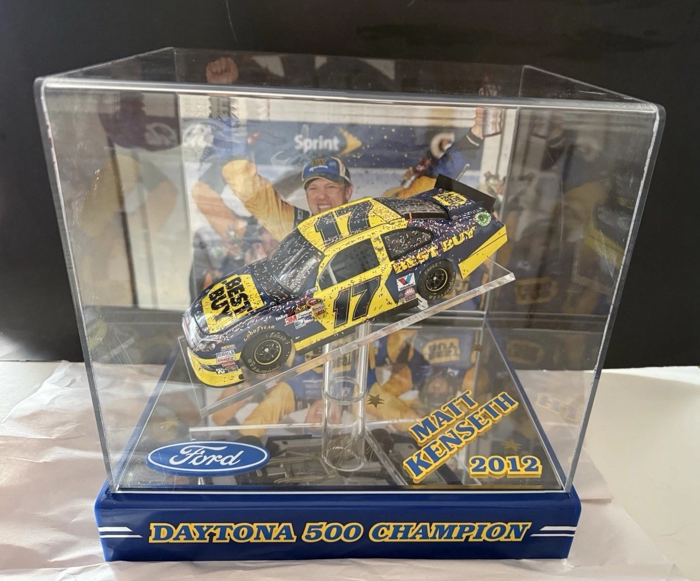 Lionel Racing Collectable 1:24 Matt Kenseth#17 Ford Fusion Daytona 500 2012 Auto