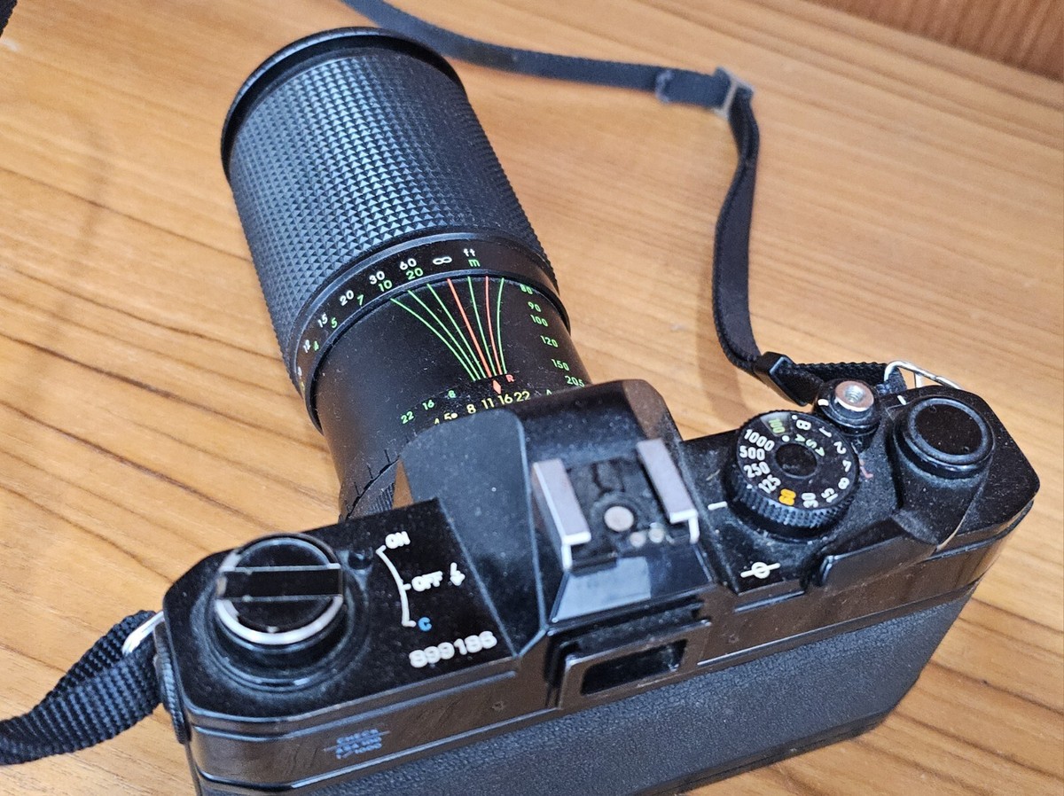 Black Canon FTb QL 35mm Film Camera w/ Zoom/c-macro F=80