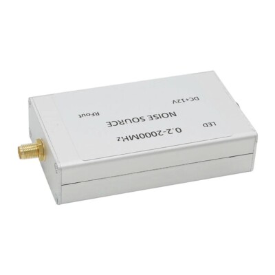 0.2-2000M Signal Generator Noise Source Spectrum Simple Source Track High Flats