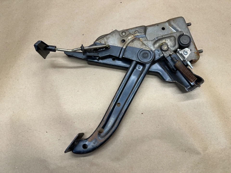 AMC MARLIN EMBAJADOR REBEL 1967 FRENO DE ESTACIONAMIENTO PEDAL MONTAJE BUEN AUTO OEM Foto 2 de 4