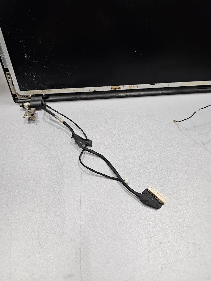 MSI Ms-175a 17.3 " FHD 1920x1080 Notebook Display - Broken,Nicht Aktiv,für Teile - Bild 2 von 4