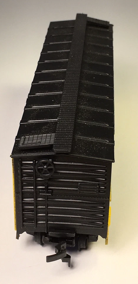 HO Scale “Toronto, Hamilton & Buffalo Boxcar #3012” our item D88 - Image 3 of 4