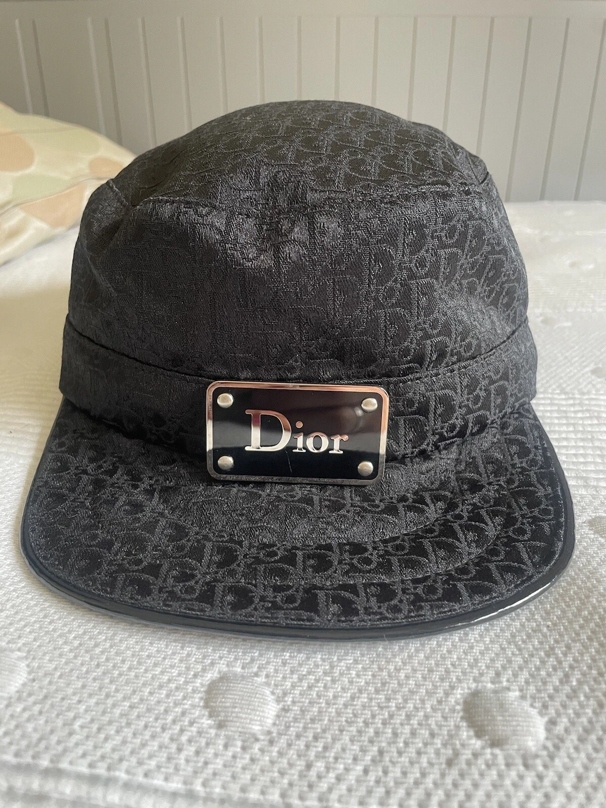 Casquette logo DIOR monogramme oblique DIOR. Neuf jamais porté. Taille 58