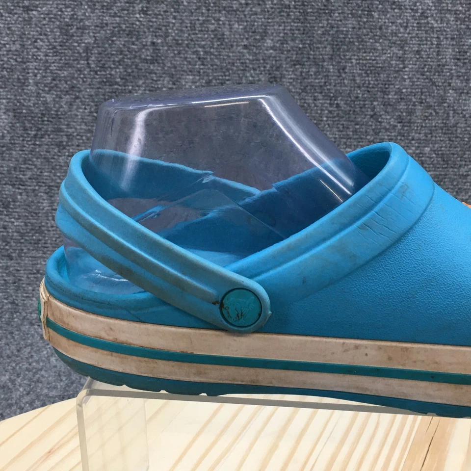 Crocs Clogs Youth 6 Blue Classic Round Toe Slip On Flats Casual Comfort Rubber - Image 2 of 4