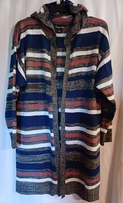 Evelyn Taylor Women's Sweater. Size 3X. 100% Acrylic. Washable. Has A Hood.
