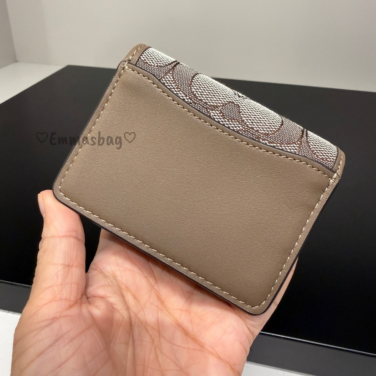 小物 Coach wallet Coach Mini Wallet On A Chain In Signature Jacquard With Floral
