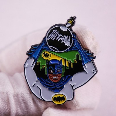 Batman und Robin  2x Ansteckpin Anstecknadel Pin Emaille Bruce Wayne