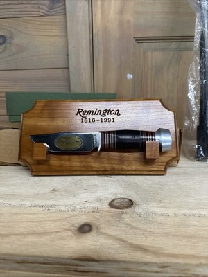 Remington 175th Anniversary Knife With Wooden Display. Mdl RH33C. New in Box