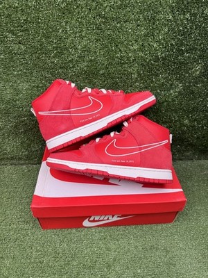 Size 10.5 - Nike Dunk SE High First Use Pack - University Red DS NEW