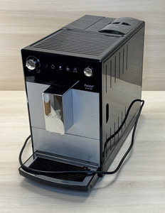 Melitta Purista F23/0-101 Kaffeevollautomat Series 300 leise kompakt B-Ware