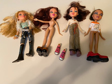 Lot of 4 BRATZ Dolls