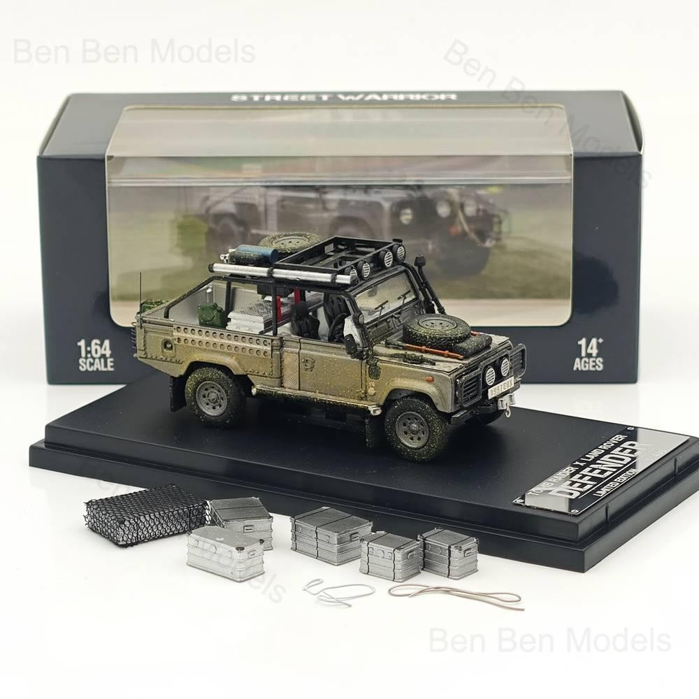 ミニカー STREET WARRIOR DEFENDER Tomb Raider Land Rover Defender Street Warrior. Good details
