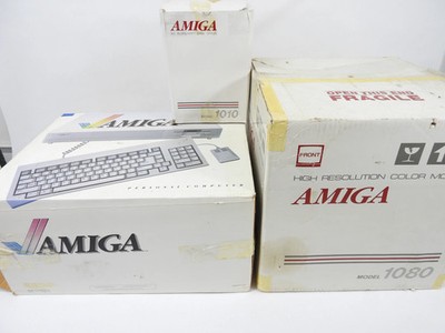 Amiga 1000 Vintage Computer 1080 Monitor 1010 Drive + Manuals + Boxes (nice)