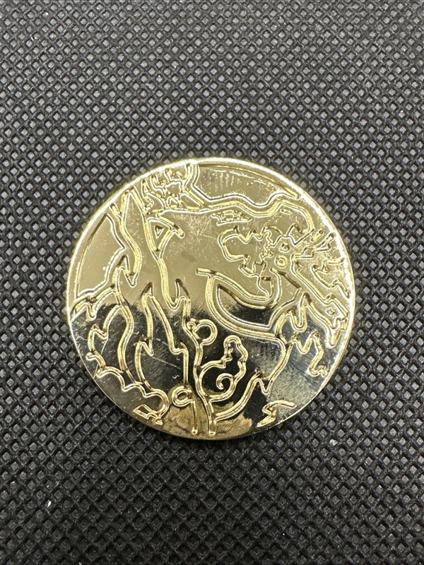 PROMO Charizard Metal Gold Coin Pokemon TCG