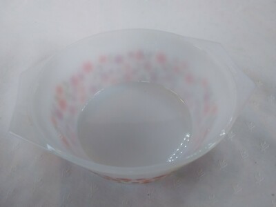GRAND PLAT ROND CREUX FLEURS BLEUES ASTER ARCOPAL FRANCE 4674 - Vendu