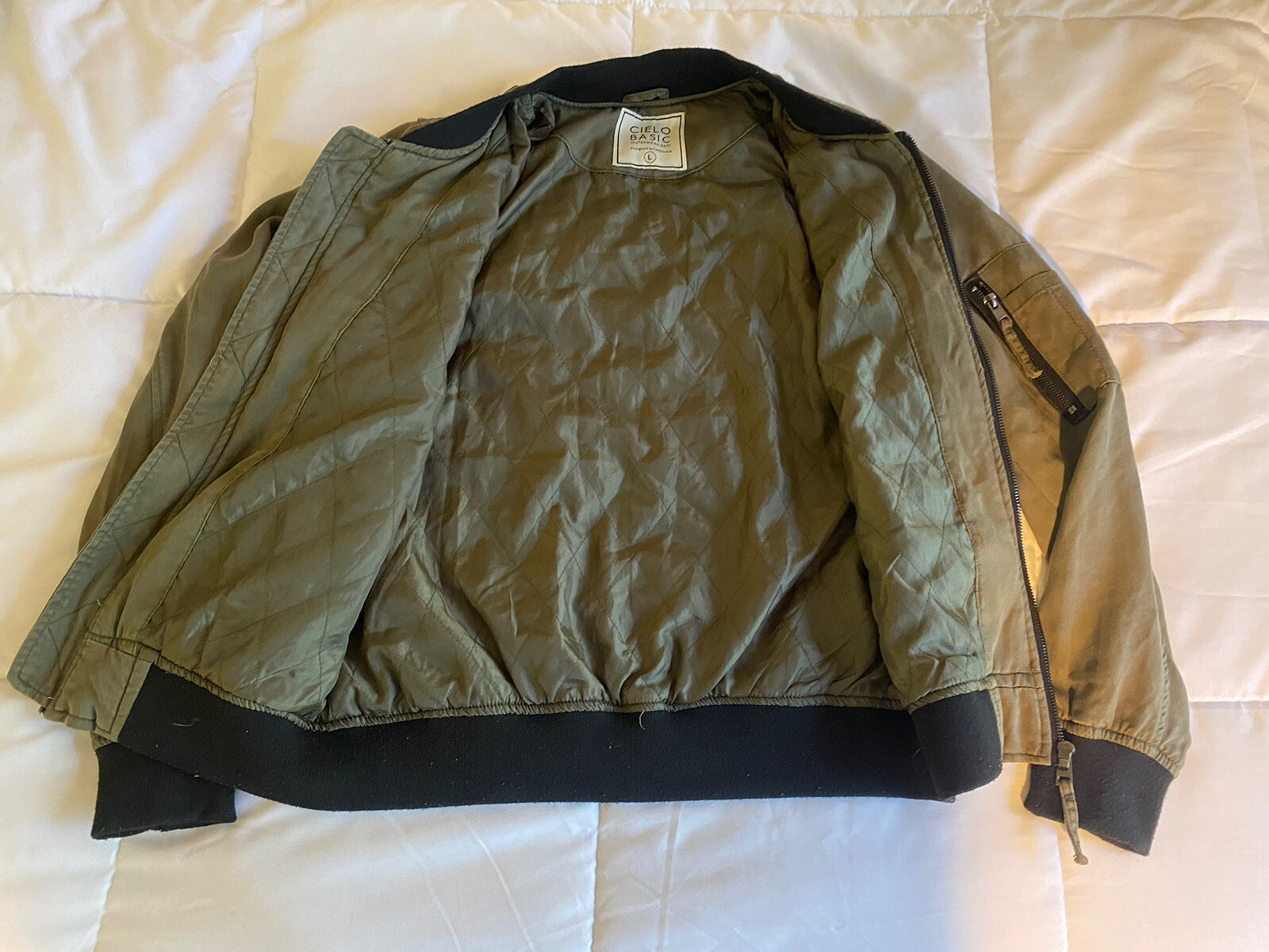 Cielo Basic Jeans NWT Soft Olive Green Bomber Ten… - image 2