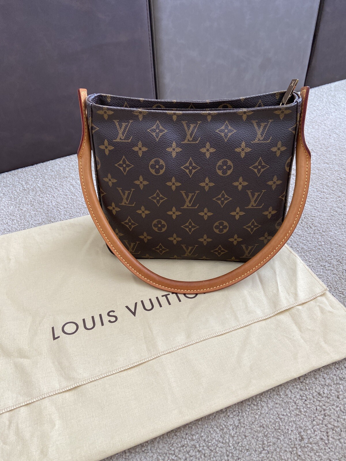 louis vuitton looping mm
