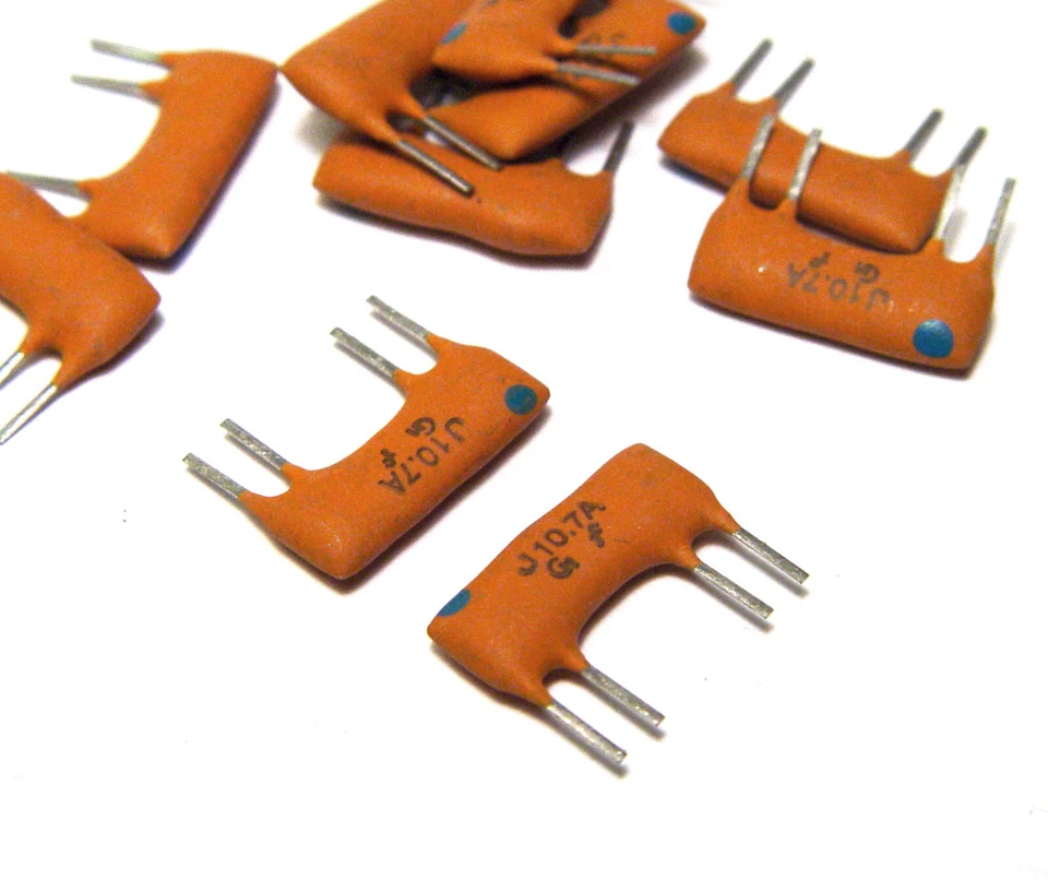 10x Keramik-ZF-Filter Murata Typ SFJ 10.7 MA9, 10.67 MHz f. FM Radio / Tuner