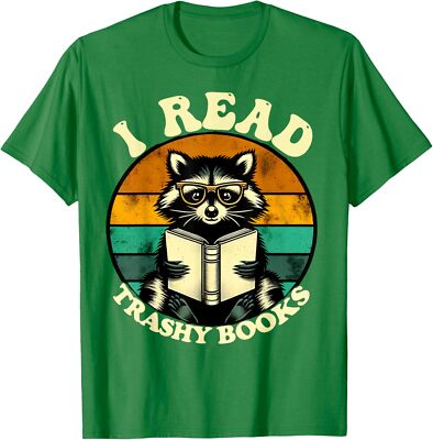 I Read Trashy Books Funny Raccoon Book Lover Design Unisex T-Shirt