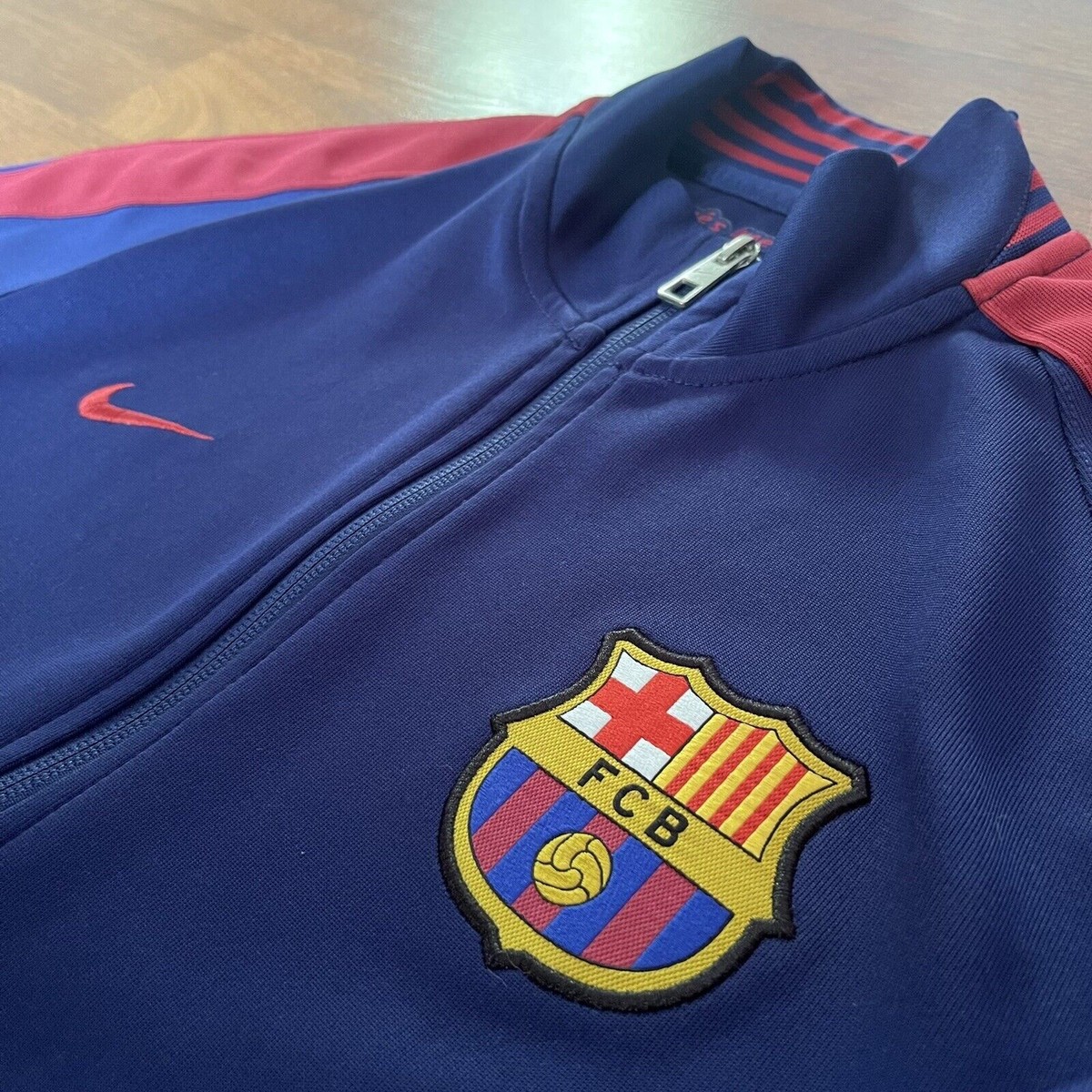 BARCELONA NIKE 2014/2015 FOOTBALL SOCCER ANTHEM TRACK TOP SIZE “M